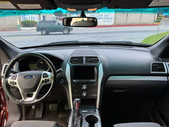 Ford Explorer 2015 4x4 - Imagen 9