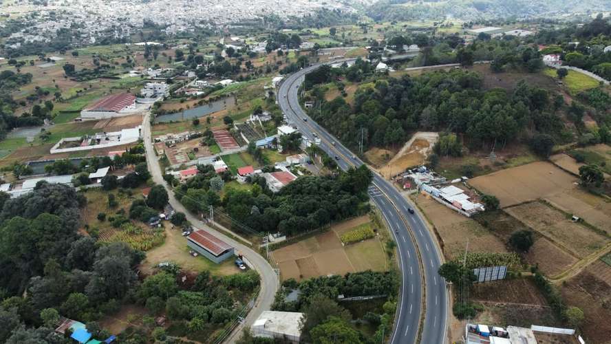 RENTA DE PROPIEDAD PARA PREDIO, AUTOSERVICIOS, FERRETERIA, ENTRE OTROS  
