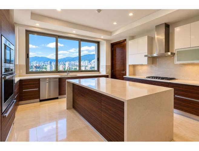 RENTA DE APARTAMENTO EN EDIFICIO TIFFANY CAÑADA, ZONA 14 - Imagen 3