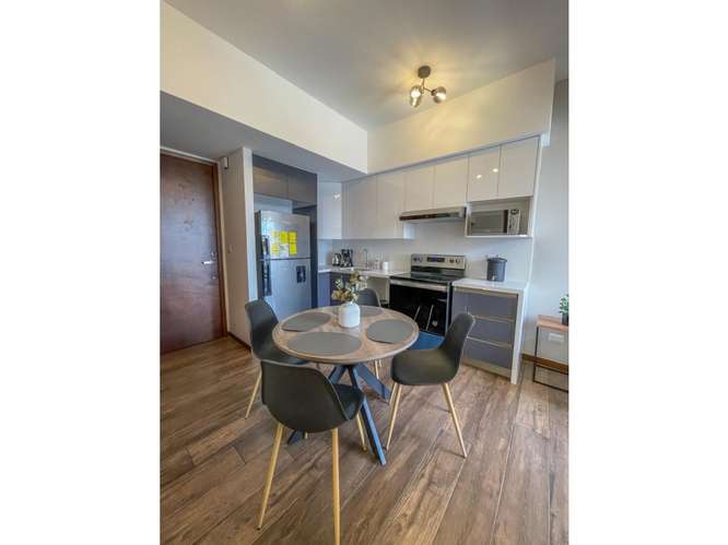 Apartamento Amueblado en Renta Zona 10 - Imagen 2
