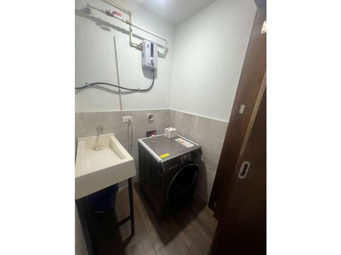 Apartamento Amueblado en Renta Zona 10 - Imagen 10