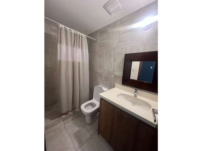 Apartamento Amueblado en Renta Zona 10 - Imagen 9