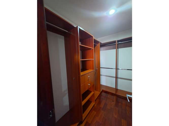 Apartamento Amueblado en Renta Zona 10 - Imagen 8