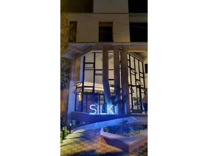  APARTAMENTO AMUEBLADO EN RENTA – 2 HAB | BOUTIQUE SILK | ZONA 4