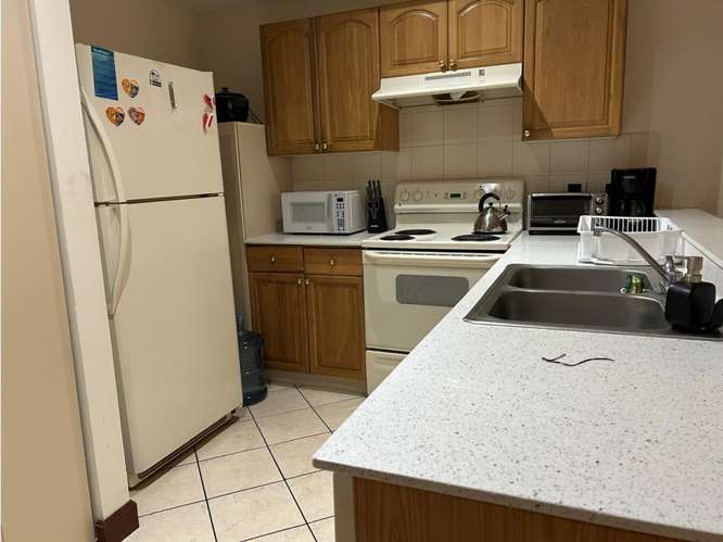 Apartamento Amueblado en Renta Zona 10 - Imagen 3
