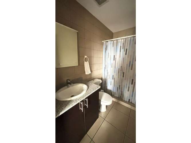 Apartamento Amueblado en Renta Zona 9 - Imagen 4
