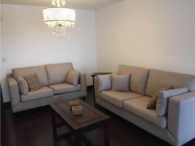 Apartamento Amueblado en Renta Zona 14 - Imagen 2