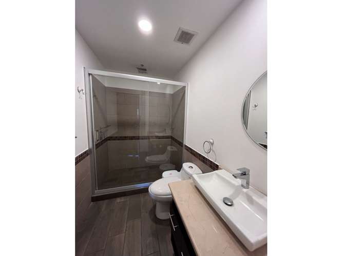 Apartamento Amueblado en Renta Zona 10 - Imagen 8