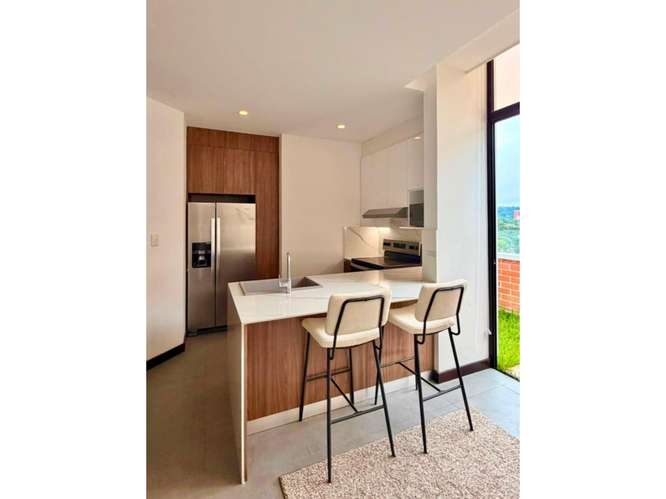  APARTAMENTO AMUEBLADO EN RENTA – 1 HAB | EDIFICIO ARLES | ZONA 15 - Imagen 3