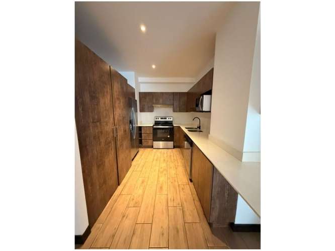Apartamento Amueblado en Renta Zona 10 - Imagen 12