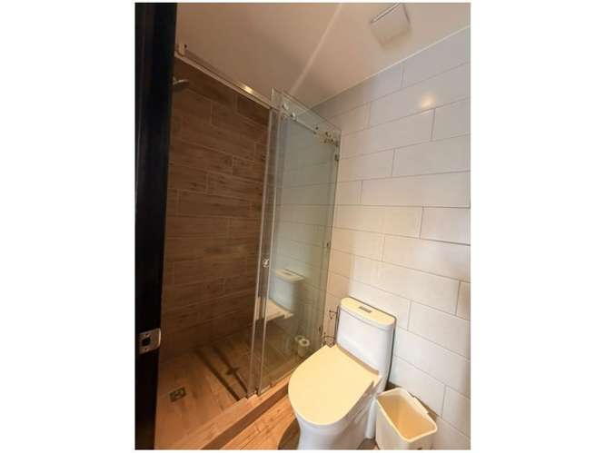 Apartamento Amueblado en Renta Zona 10 - Imagen 2