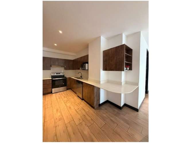 Apartamento Amueblado en Renta Zona 10 - Imagen 20