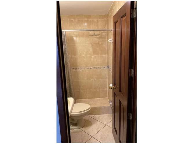 Apartamento Amueblado en Renta Zona 10 - Imagen 8
