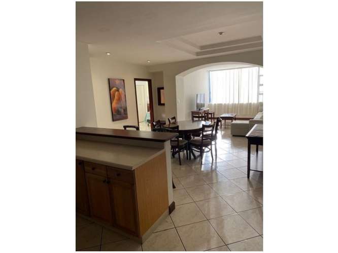 Apartamento Amueblado en Renta Zona 10