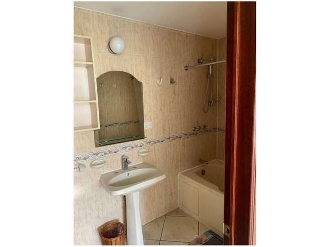 Apartamento Amueblado en Renta Zona 10 - Imagen 6