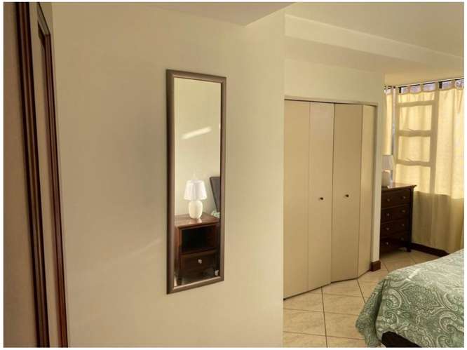 Apartamento Amueblado en Renta Zona 10 - Imagen 5