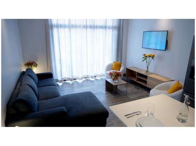 APARTAMENTO AMUEBLADO EN RENTA – EDIFICIO LIRIOS CAYALÁ | ZONA 16 - Imagen 3