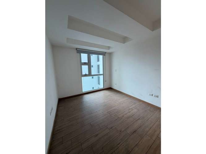 Apartamento Semi-Amueblado en Renta Zona 10 - Imagen 7