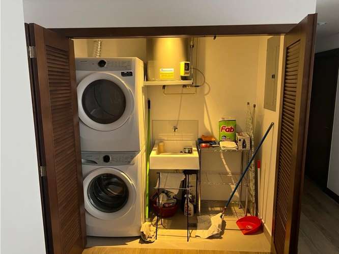 Apartamento Amueblado en Renta Zona 10 - Imagen 17