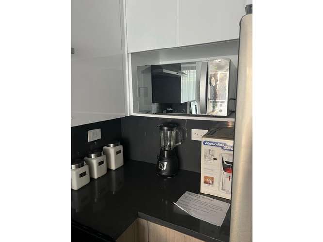 Apartamento Amueblado en Renta Zona 10 - Imagen 18