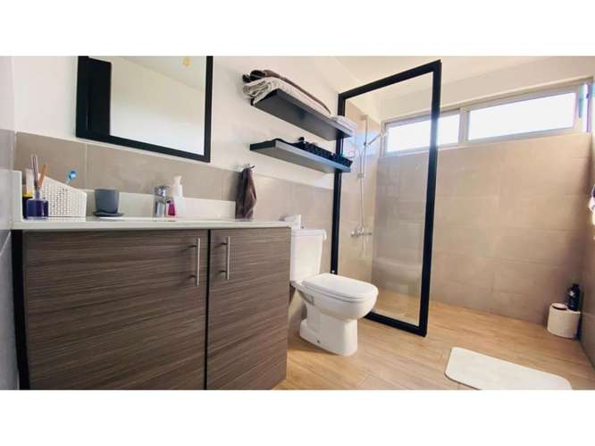 Apartamento Amueblado en Renta Zona 10 - Imagen 7