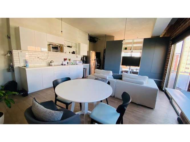 Apartamento Amueblado en Renta Zona 10 - Imagen 2