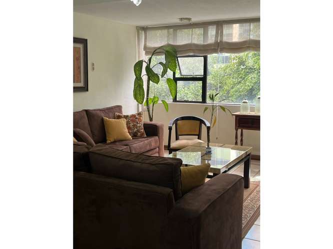 Apartamento Amueblado en Renta Zona 14