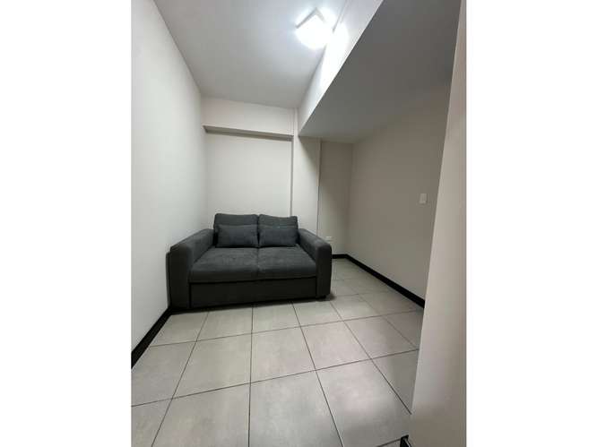 Apartamento Semi-Amueblado C/Jardin en Renta Zona 16 - Imagen 6