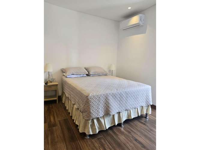 Apartamento Amueblado en Renta Zona 10 - Imagen 5