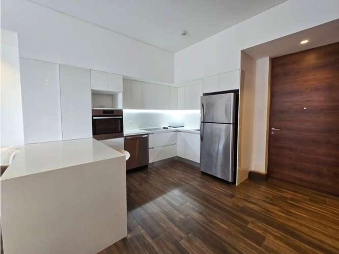 Apartamento Amueblado en Renta Zona 10 - Imagen 3