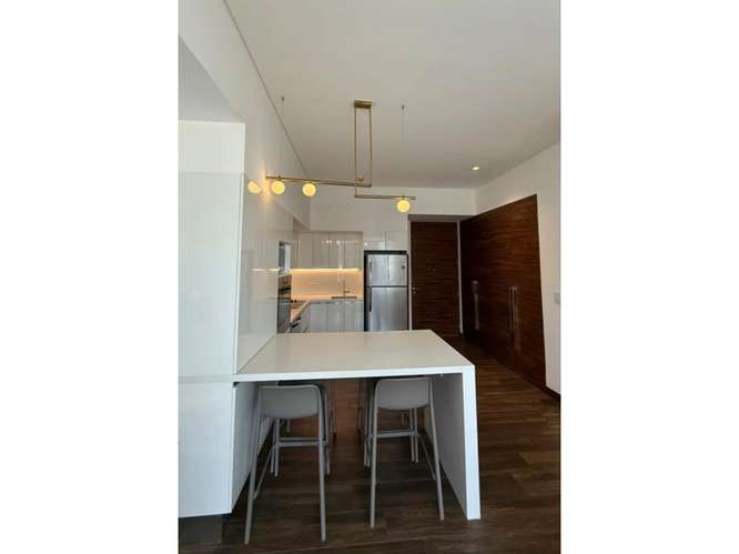 Apartamento Amueblado en Renta Zona 10 - Imagen 2