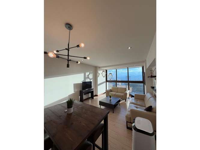 Apartamento Amueblado en Renta Zona 10 - 9927763 - Imagen 4
