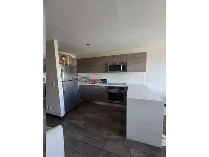 Apartamento Amueblado en Renta Zona 10 - 9925218 - Imagen 4