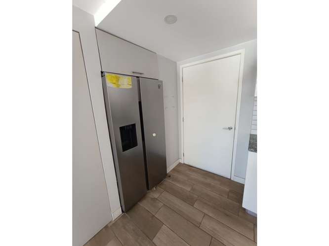 Apartamento Semi-Amueblado en Renta Zona 11 - Imagen 17