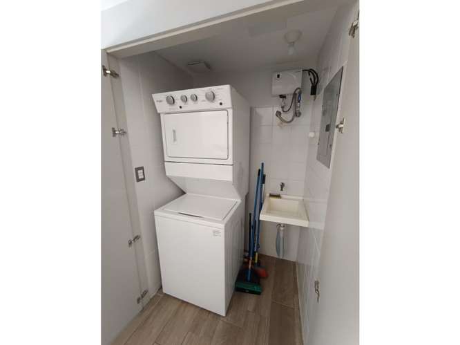 Apartamento Semi-Amueblado en Renta Zona 11 - Imagen 10