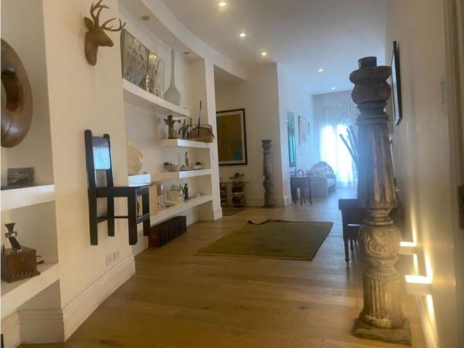 Apartamento Amueblado en Renta Zona 10 - Imagen 2