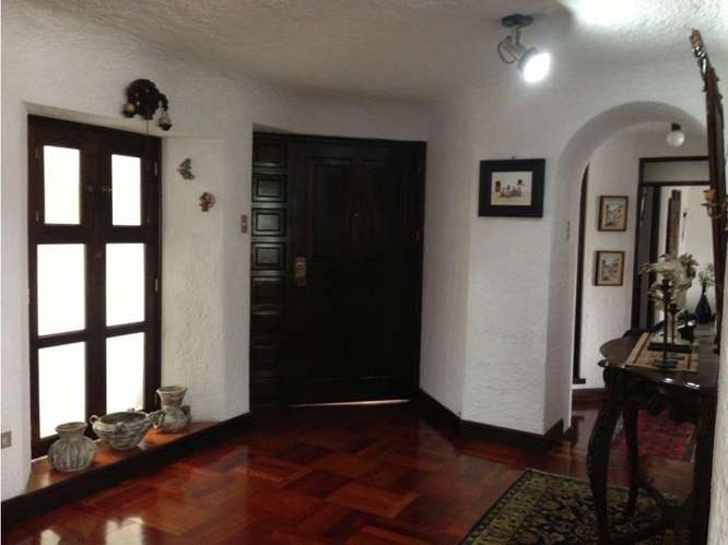 Apartamento Amueblado en Renta Zona 10 - Imagen 4