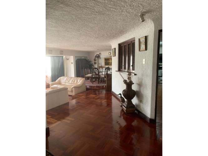 Apartamento Amueblado en Renta Zona 10 - Imagen 2