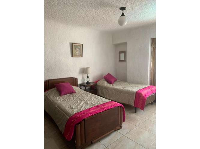 Apartamento Amueblado en Renta Zona 10 - Imagen 11