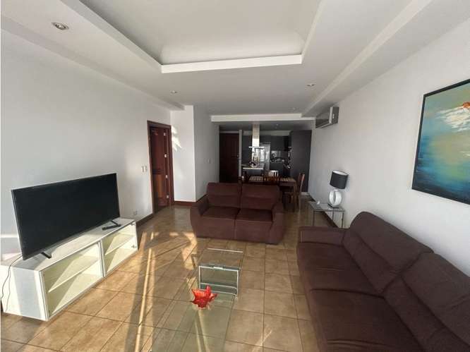 Apartamento Amueblado en Renta Zona 14
