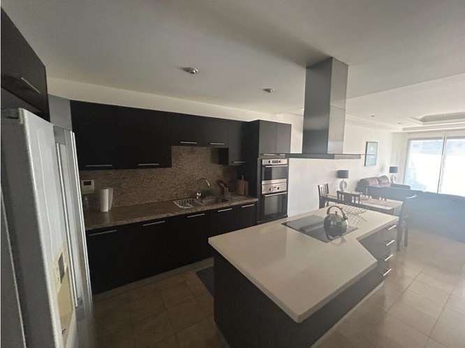 Apartamento Amueblado en Renta Zona 14 - Imagen 2
