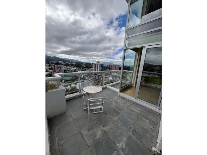 Apartamento Amueblado en Renta Zona 10 - Imagen 15