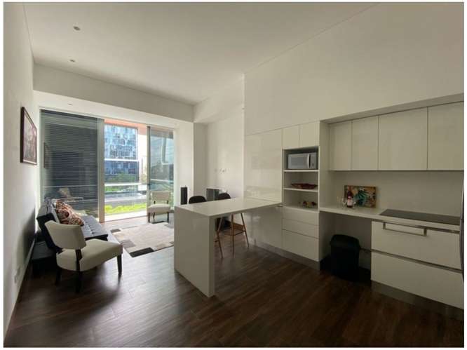 Apartamento Amueblado en Renta Zona 10 - Imagen 16