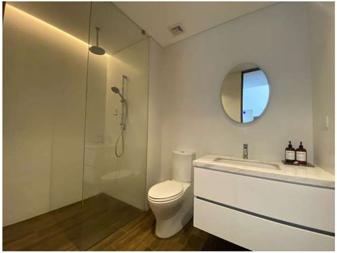 Apartamento Amueblado en Renta Zona 10 - Imagen 3