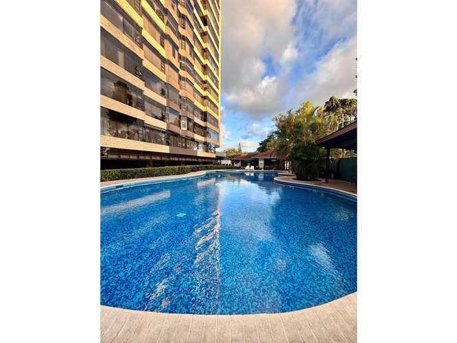 Apartamento Amueblado en Renta Zona 10 - Imagen 10