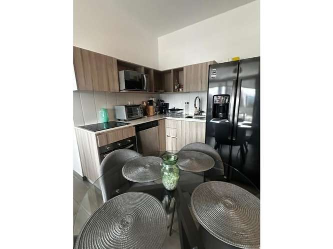 Apartamento Amueblado en Renta Zona 13 - Imagen 2