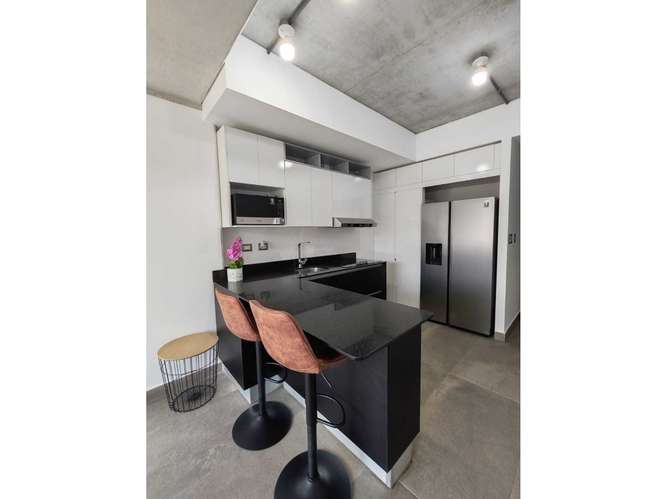 Apartamento Amueblado en Renta Zona 16 - Imagen 2