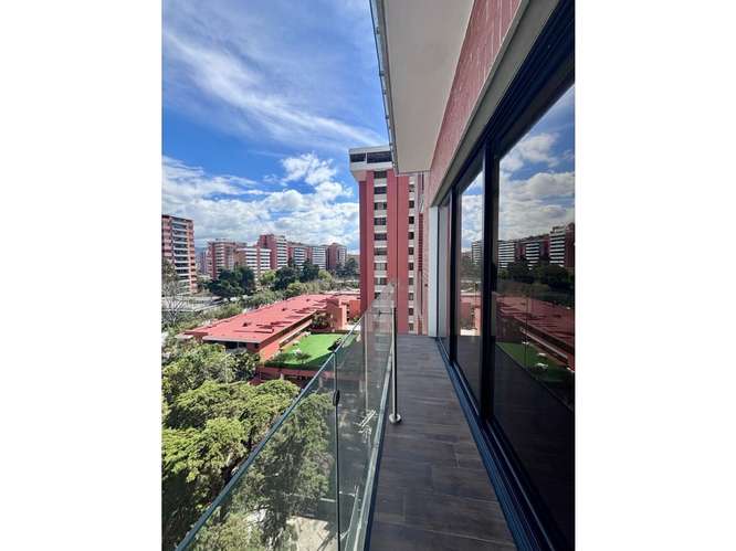 Apartamento Amueblado en Renta Zona 10 - Imagen 11