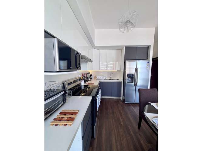 Apartamento Amueblado en Renta Zona 10 - Imagen 3