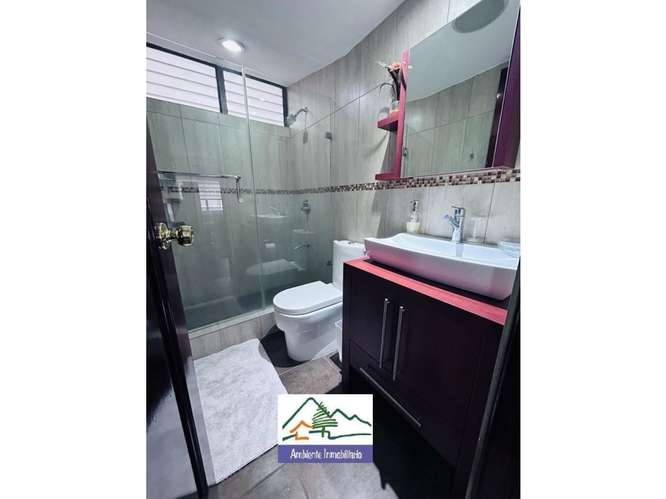 Renta Apartamento Amueblado Zona 10 - Imagen 13